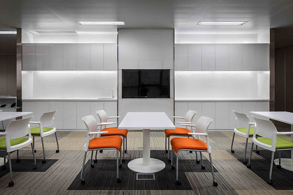 �F(xi��n)�����s�k�����b���O(sh��)Ӌ(j��)�D-׿��(chu��ng)�b�˾