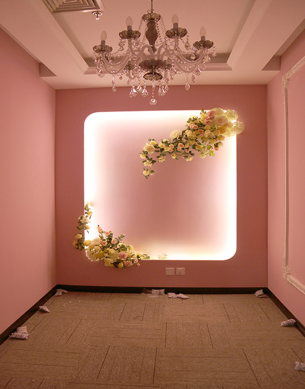 ��ɫ���ݵ��b���L(f��ng)��