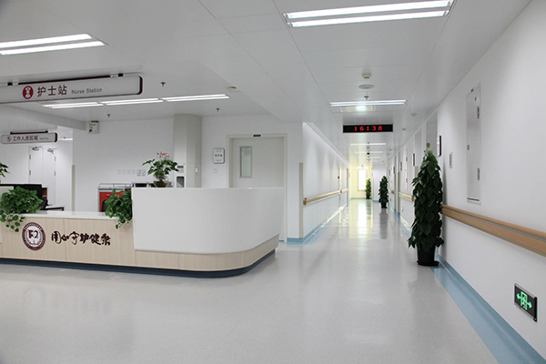 300-400平米小型醫(yī)院翻新裝修大概多少錢?