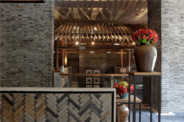 ���ӵ��в͏d�b���OӋ������������Ϸ��в͏d�b��