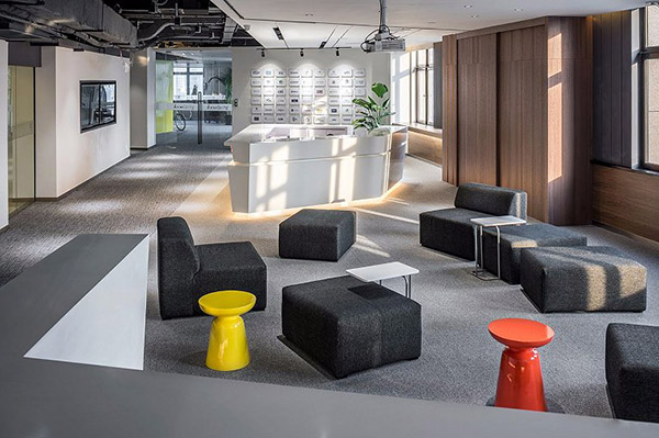 �ϷʿƼ���˾�k�����b���O(sh��)Ӌ�Ă���˾���^���I(y��)��