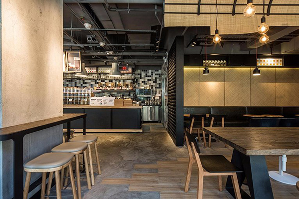 �Ϸ����͏d�b�����������ӵ�